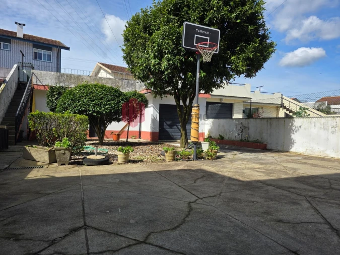 Moradia T3 para Venda em Cidade da Maia Foto 2