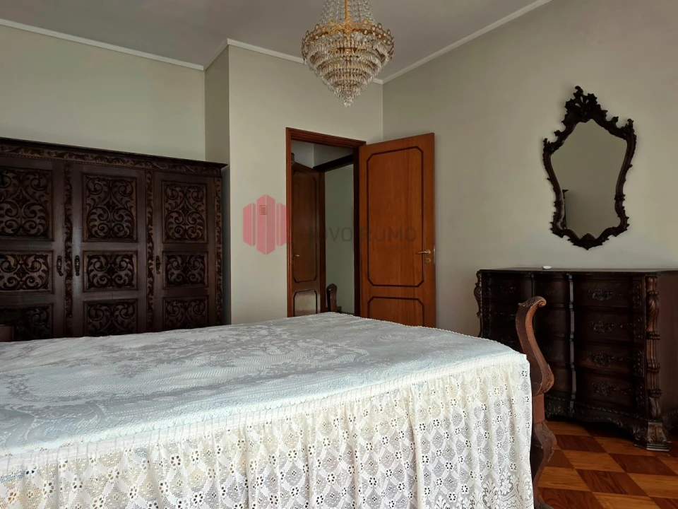 Moradia T6 para Venda em Nogueira e Silva Escura Foto 31