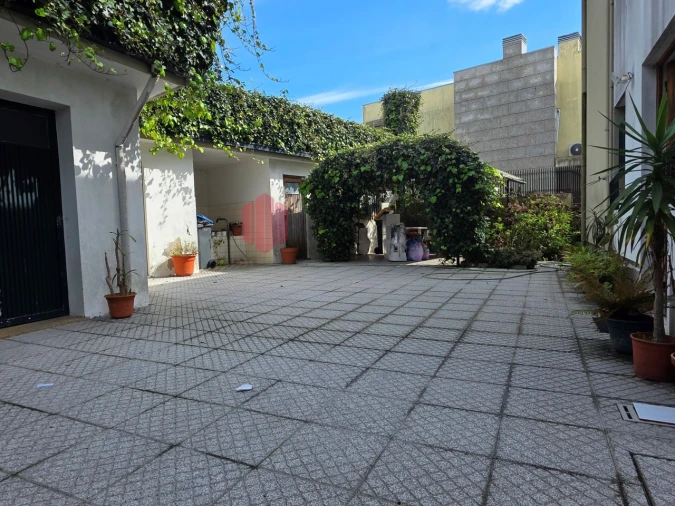 Moradia T6 para Venda em Nogueira e Silva Escura Foto 8