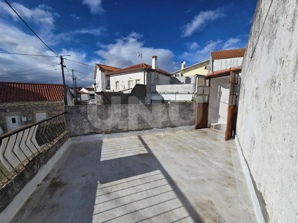 Moradia T2 para Venda em Escalos de Cima e Lousa Foto 19