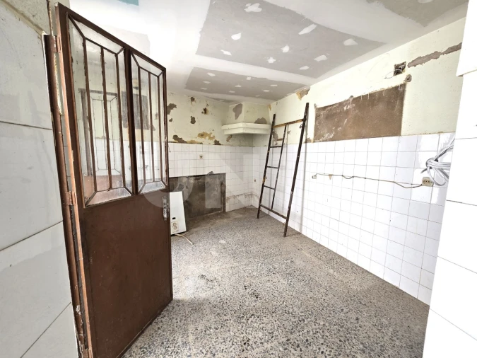 Moradia T2 para Venda em Escalos de Cima e Lousa Foto 10