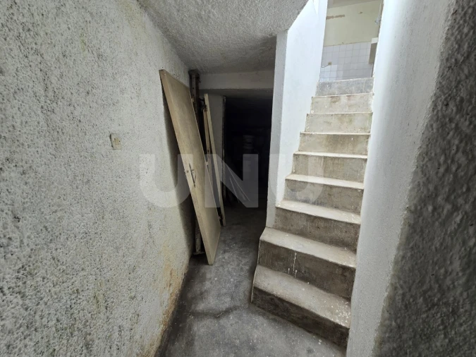 Moradia T2 para Venda em Escalos de Cima e Lousa Foto 8