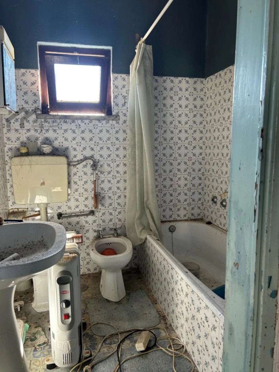 Moradia T3 para Venda em Silveira Foto 10