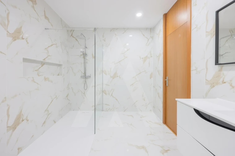 Moradia T4 para Venda em Eixo e Eirol Foto 26