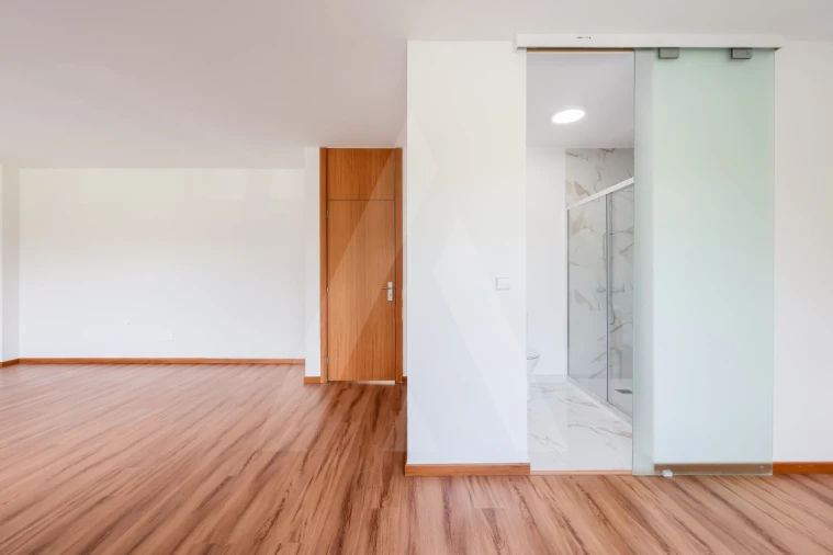 Moradia T4 para Venda em Eixo e Eirol Foto 31