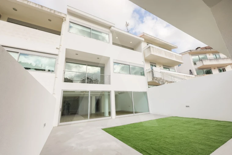 Moradia T4 para Venda em Eixo e Eirol Foto 5