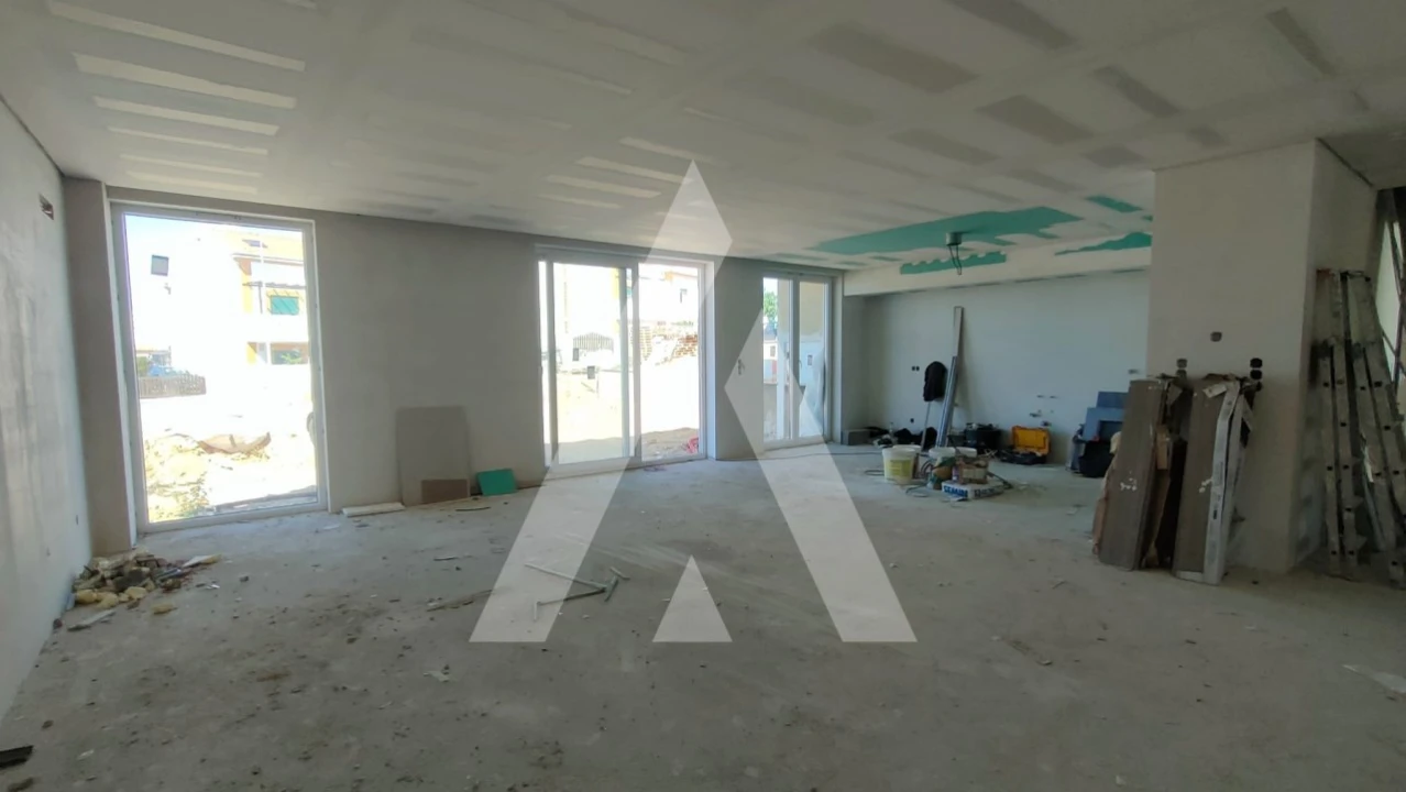 Moradia T4 para Venda em Mafra Foto 3