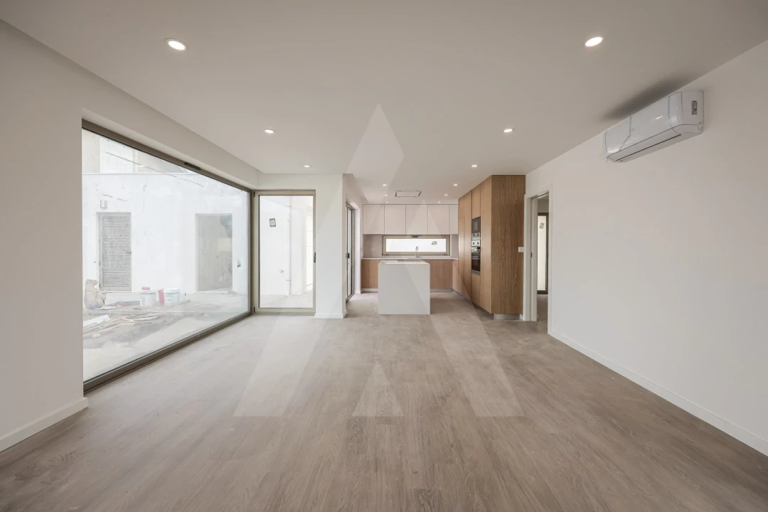 Moradia T4 para Venda em Cacia Foto 14