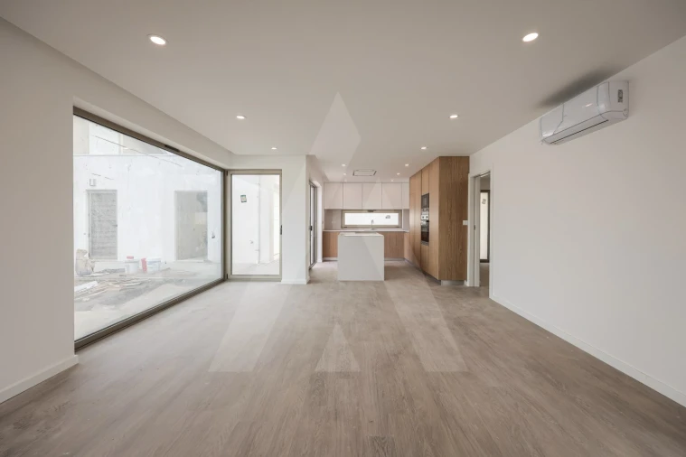 Moradia T4 para Venda em Cacia Foto 14