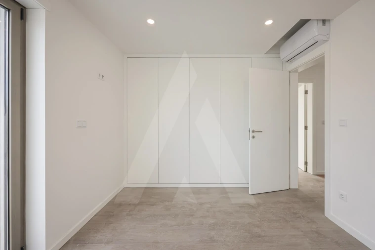 Moradia T4 para Venda em Cacia Foto 29