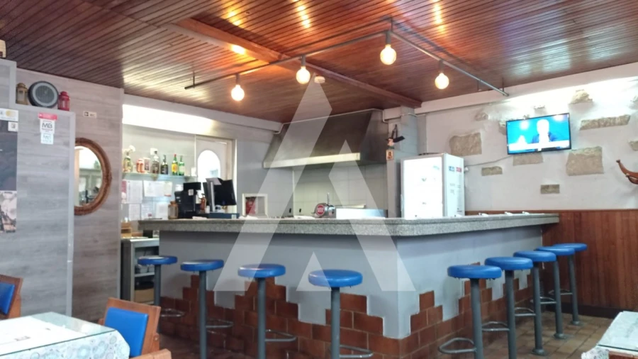 Negócio para Cedência de Quotas em Santa Maria Maior e Monserrate e Meadela Foto 5