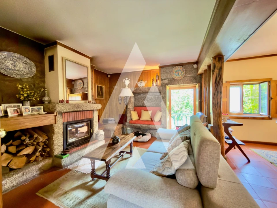 Moradia T6 para Venda em Tabuadelo e São Faustino Foto 12