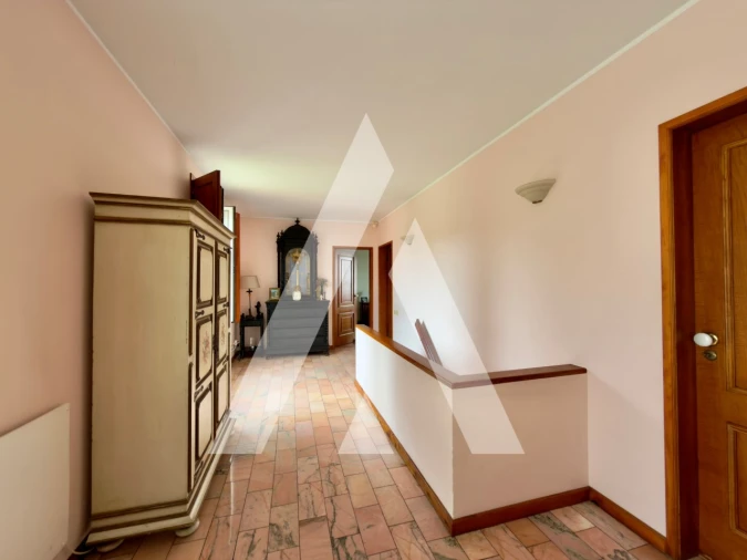 Moradia T6 para Venda em Tabuadelo e São Faustino Foto 16