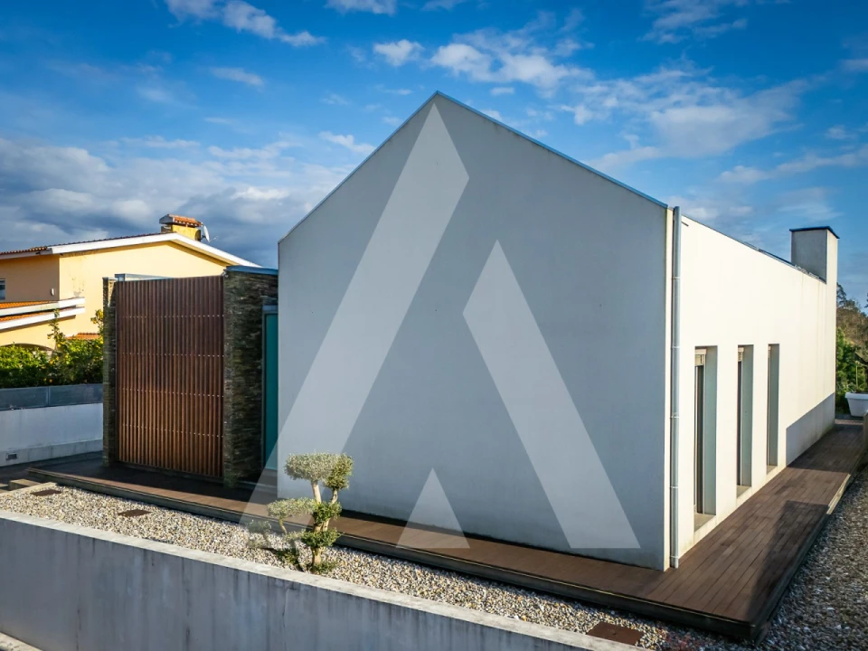 Moradia T3 para Venda em Avanca Foto 4