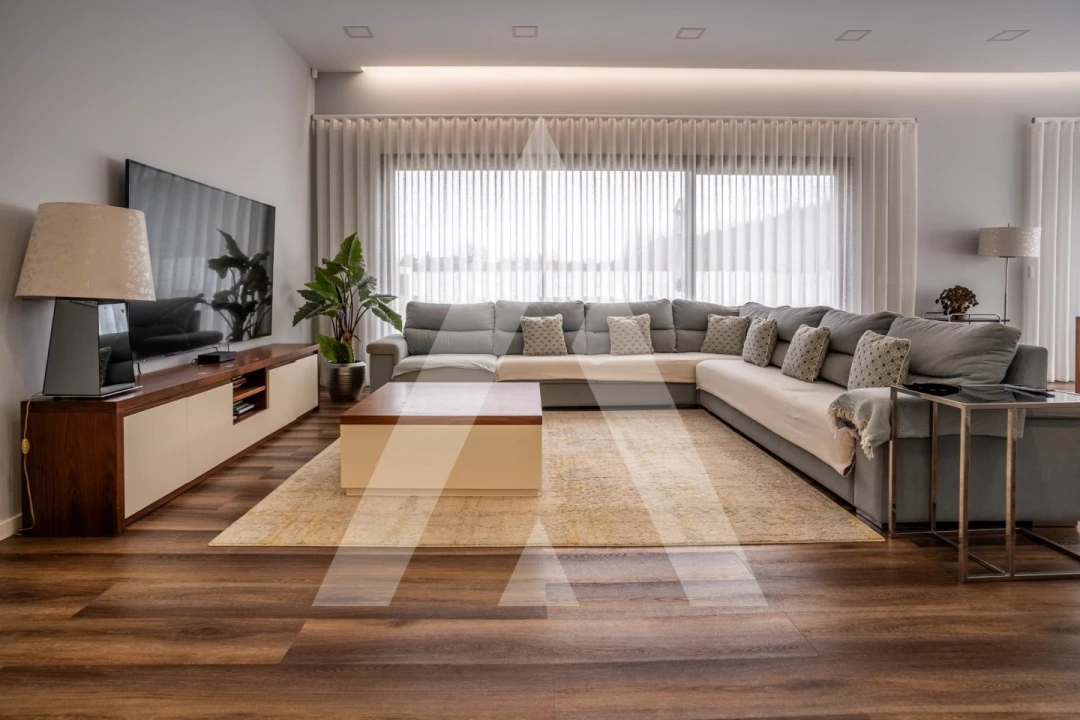 Moradia T3 para Venda em Oliveirinha Foto 1