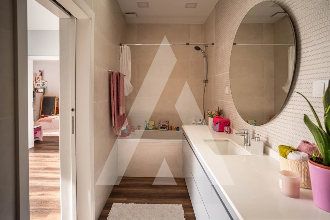 Moradia T3 para Venda em Oliveirinha Foto 27