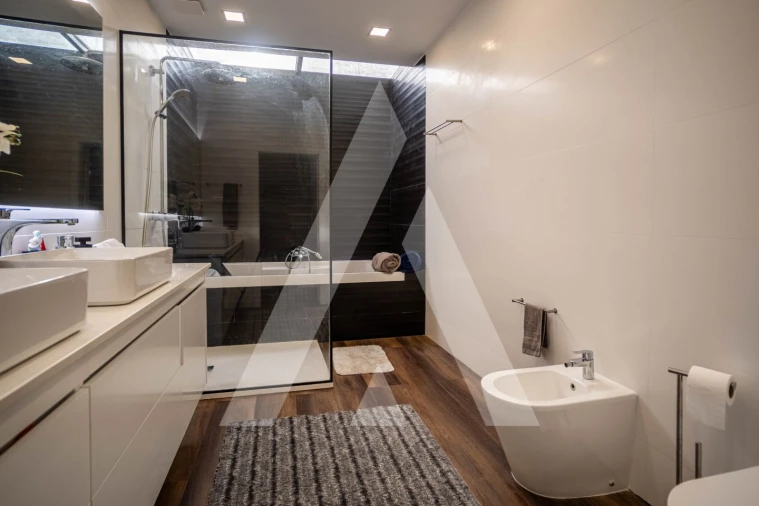 Moradia T3 para Venda em Oliveirinha Foto 36