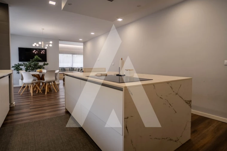 Moradia T3 para Venda em Oliveirinha Foto 5