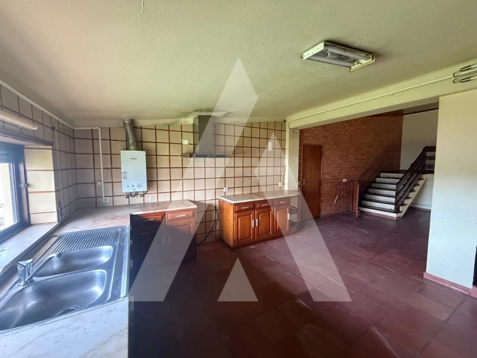 Moradia T3 para Venda em Batalha Foto 6