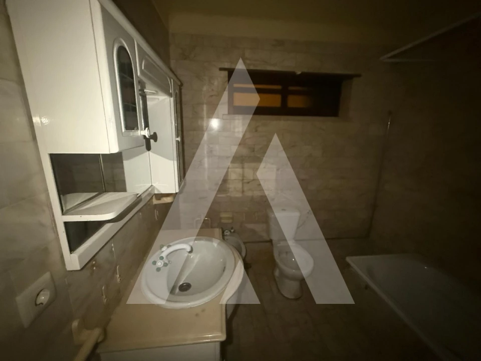 Moradia T3 para Venda em Batalha Foto 37