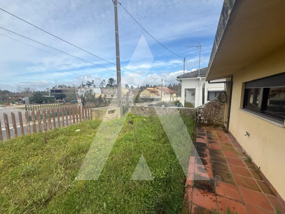 Moradia T3 para Venda em Batalha Foto 41