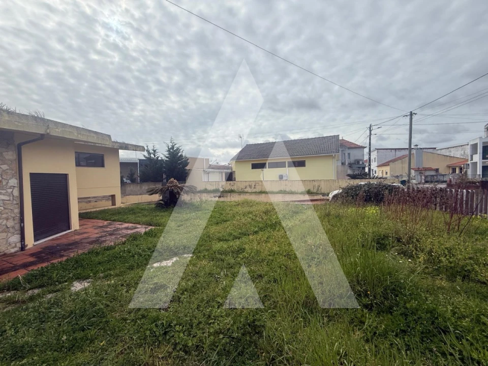 Moradia T3 para Venda em Batalha Foto 44