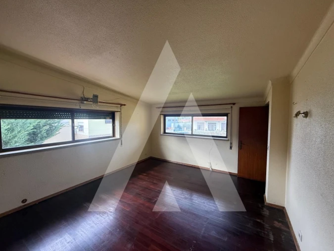 Moradia T3 para Venda em Batalha Foto 28