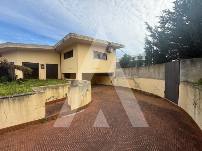 Moradia T3 para Venda em Batalha Foto 45