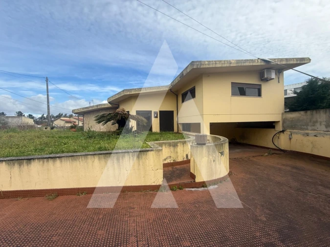 Moradia T3 para Venda em Batalha Foto 46