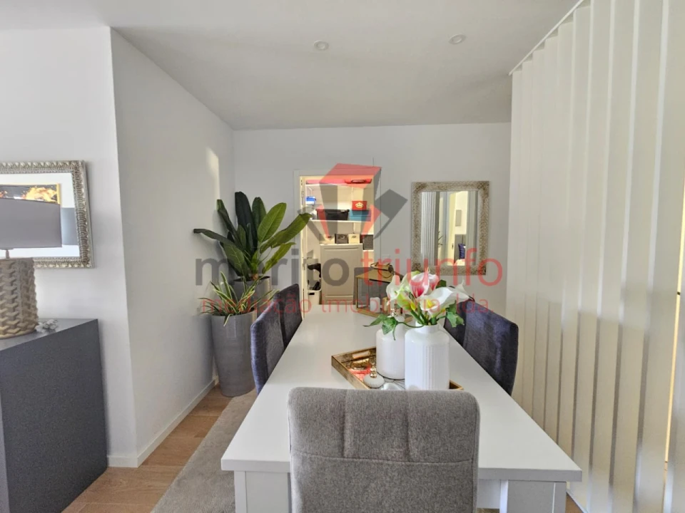 Apartamento para Venda em Selho (São Jorge) Foto 4