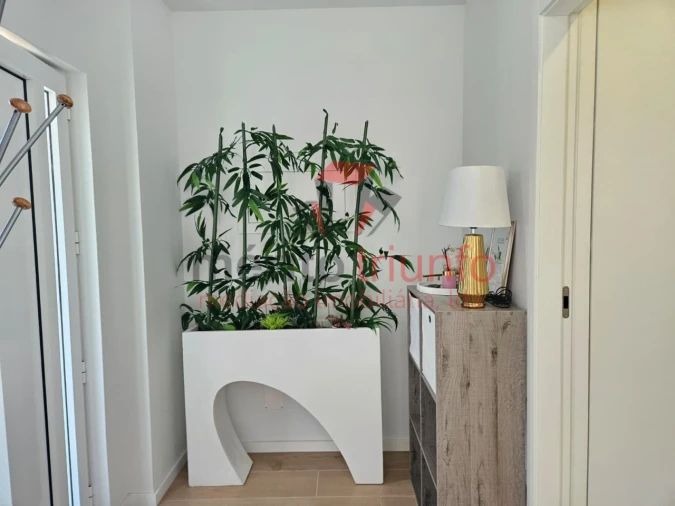 Apartamento para Venda em Selho (São Jorge) Foto 2