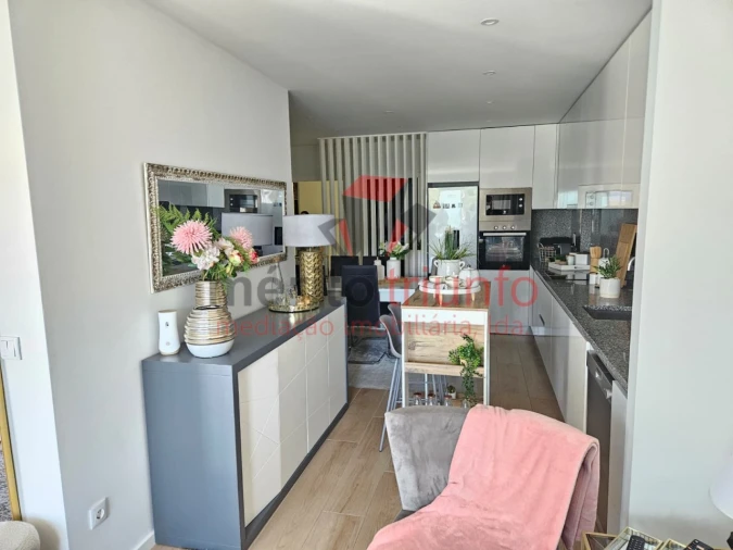 Apartamento para Venda em Selho (São Jorge) Foto 8