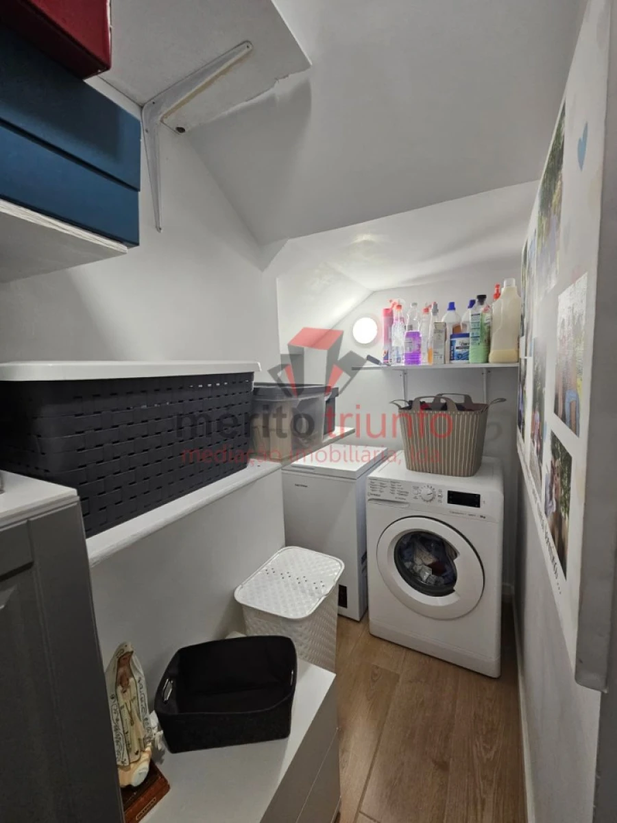 Apartamento para Venda em Selho (São Jorge) Foto 10