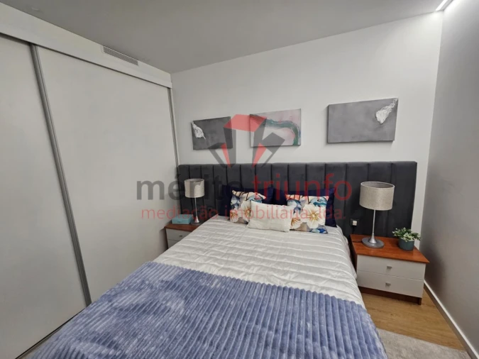 Apartamento para Venda em Selho (São Jorge) Foto 24