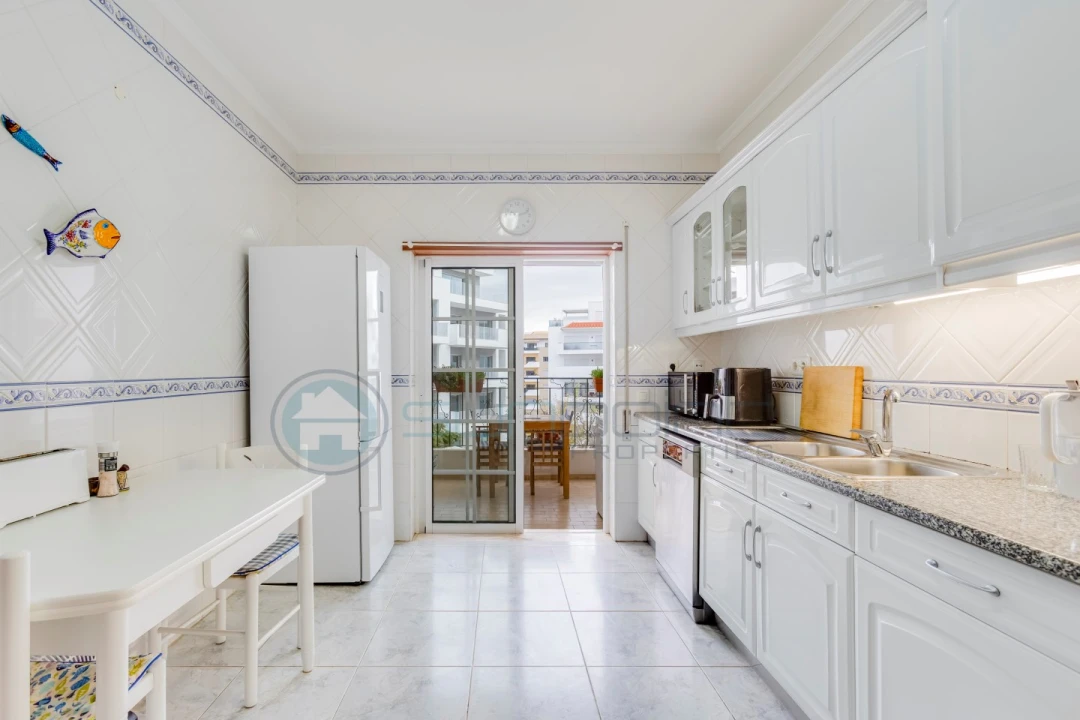 Apartamento T2 para Venda em Lagos (São Sebastião e Santa Maria) Foto 1