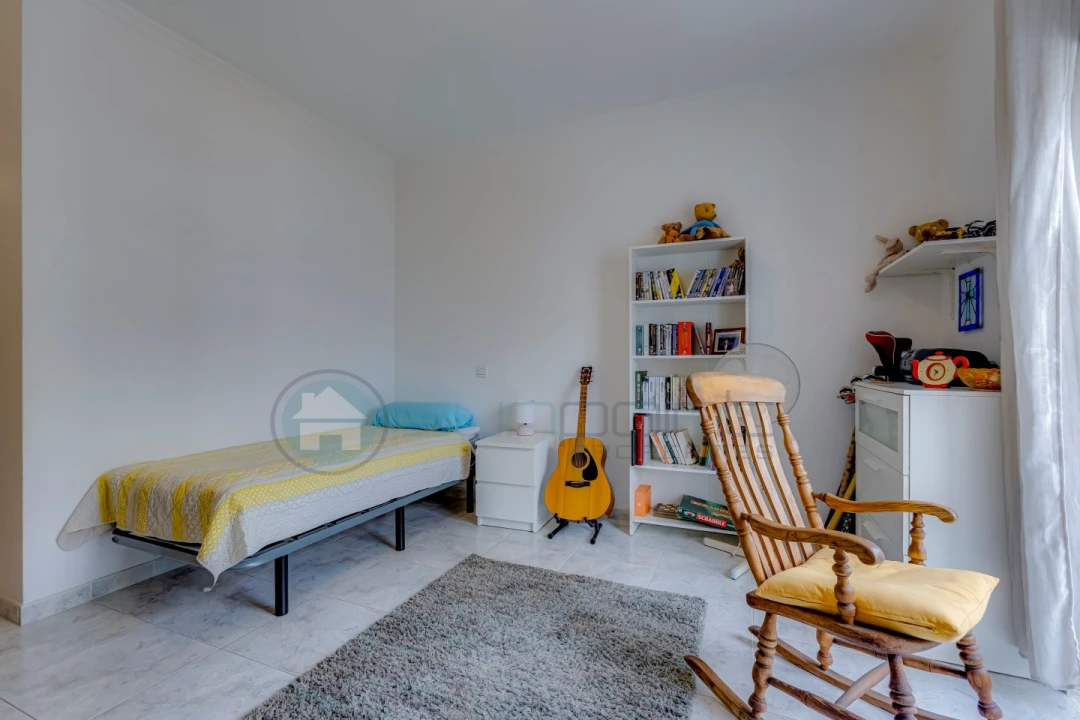 Apartamento T2 para Venda em Lagos (São Sebastião e Santa Maria) Foto 14