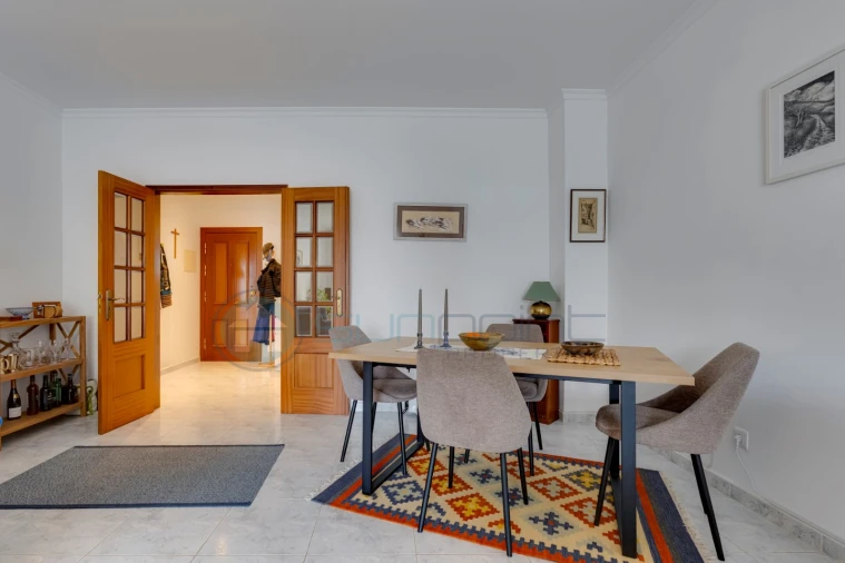 Apartamento T2 para Venda em Lagos (São Sebastião e Santa Maria) Foto 8