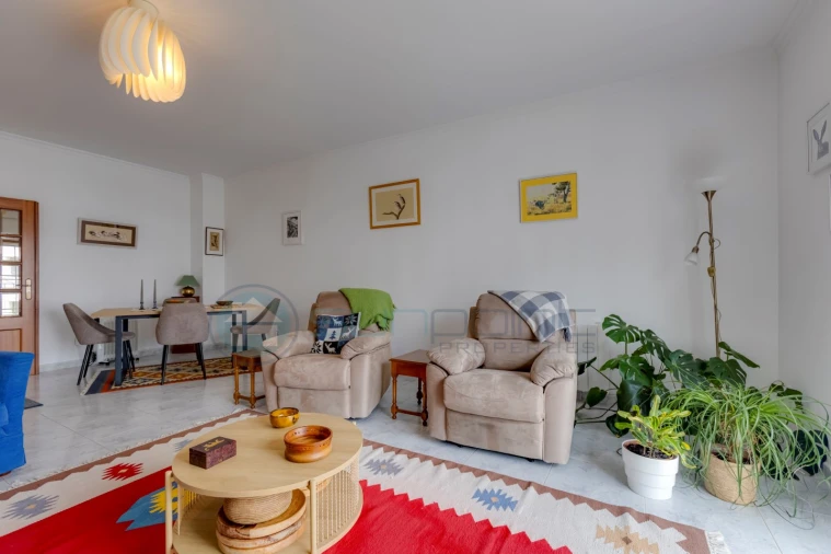 Apartamento T2 para Venda em Lagos (São Sebastião e Santa Maria) Foto 11