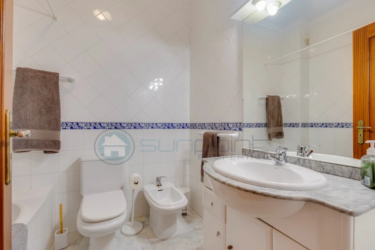 Apartamento T2 para Venda em Lagos (São Sebastião e Santa Maria) Foto 16