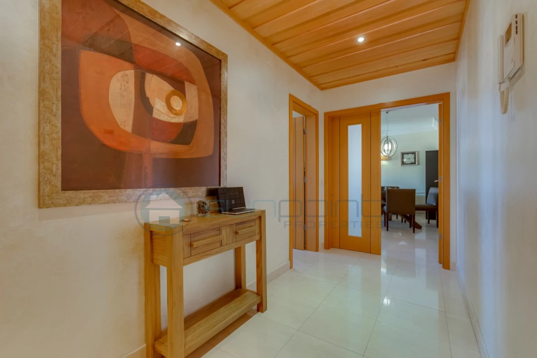 Apartamento T2 para Venda em Lagos (São Sebastião e Santa Maria) Foto 8