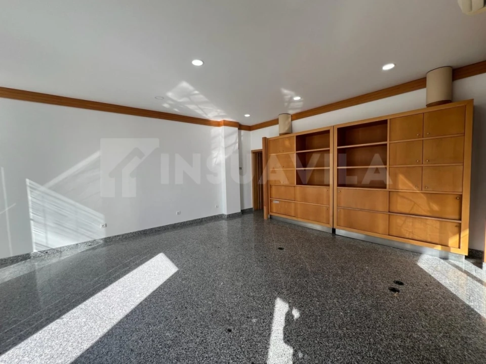 Loja para Arrendamento em Caminha (Matriz) e Vilarelho Foto 5