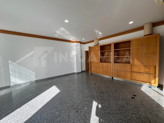 Loja para Arrendamento em Caminha (Matriz) e Vilarelho Foto 5