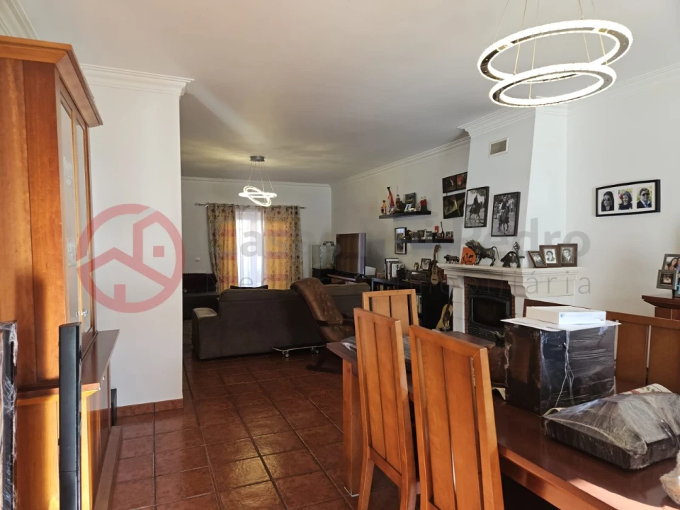 Moradia T3 para Venda em Gaio-Rosário e Sarilhos Pequenos Foto 5