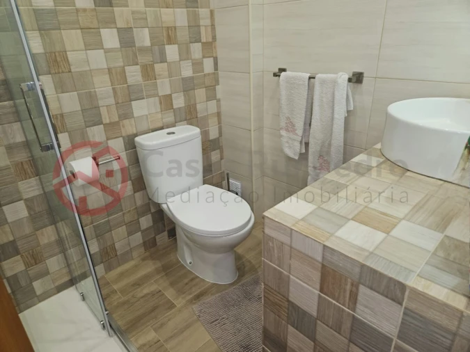 Moradia T3 para Venda em Gaio-Rosário e Sarilhos Pequenos Foto 17