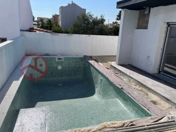 Moradia T4 para Venda em Fernao Ferro