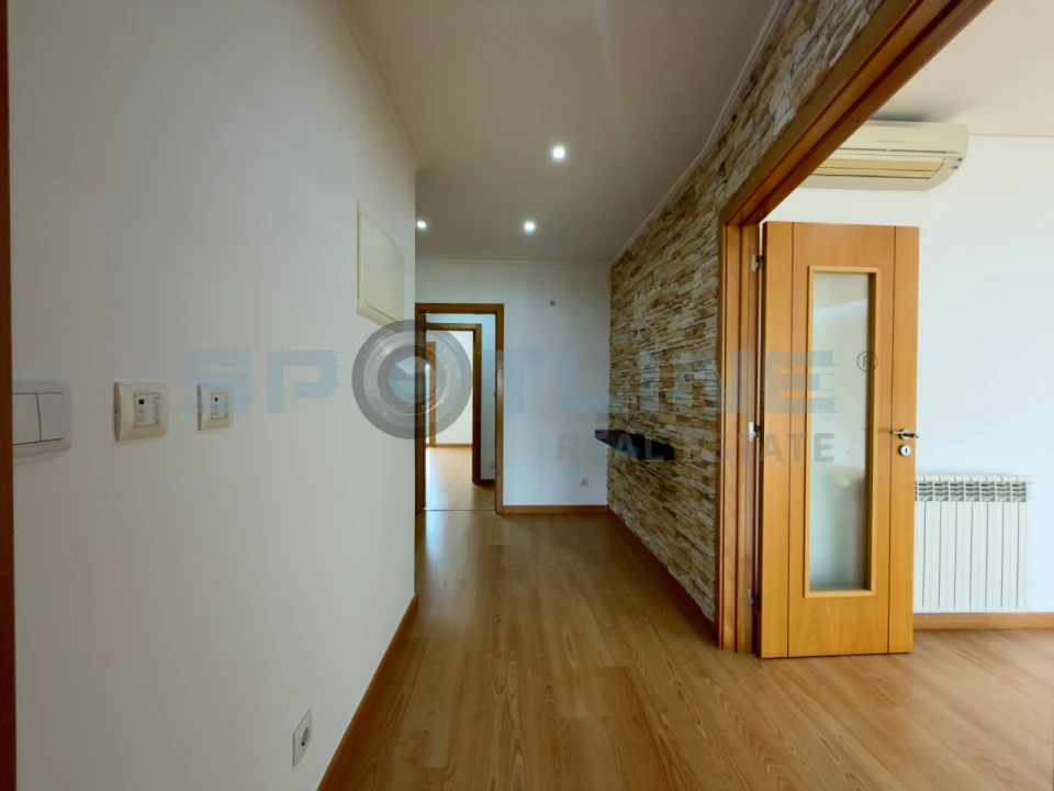 Apartamento T3 para Venda em Odivelas Foto 11