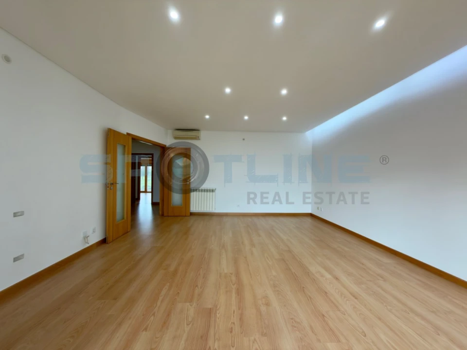 Apartamento T3 para Venda em Odivelas Foto 15