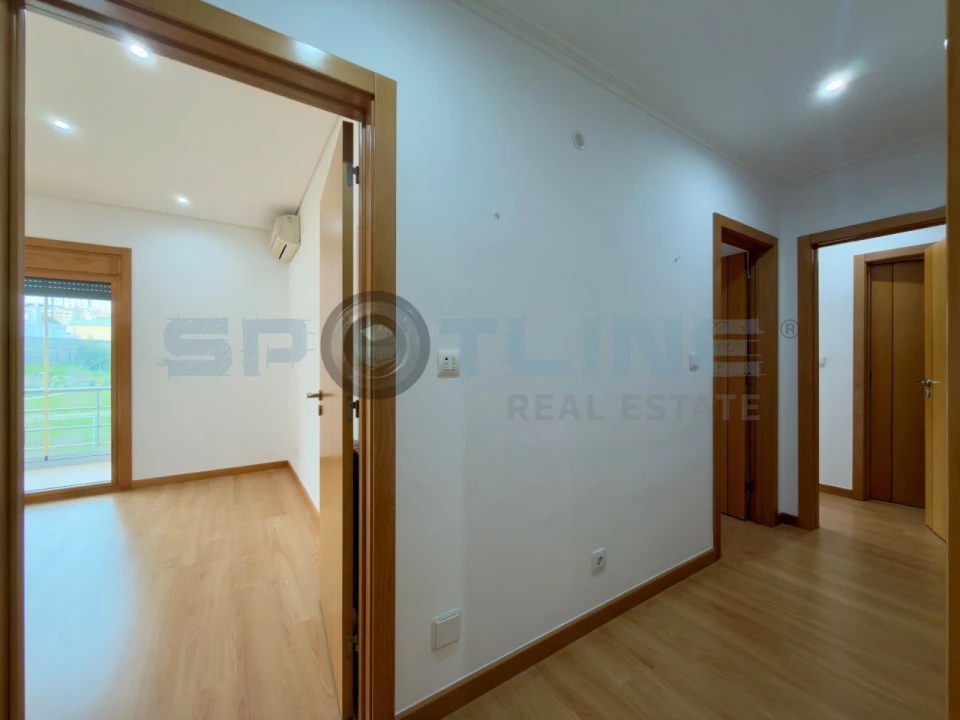 Apartamento T3 para Venda em Odivelas Foto 37