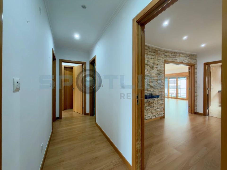 Apartamento T3 para Venda em Odivelas Foto 38