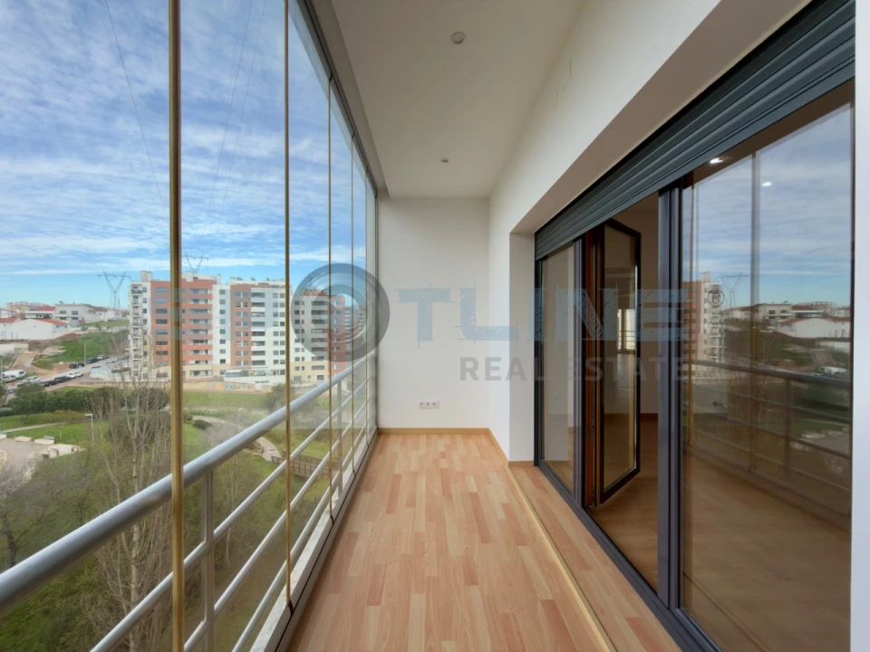 Apartamento T3 para Venda em Odivelas Foto 44